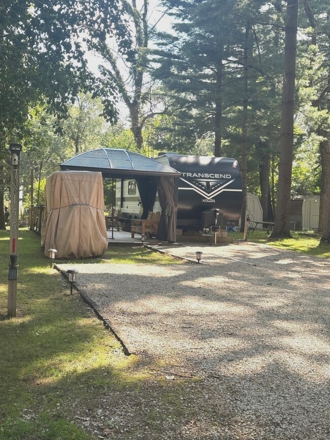 7-155 Woodhaven Lakes, Sublette, IL 61367 - photo 6