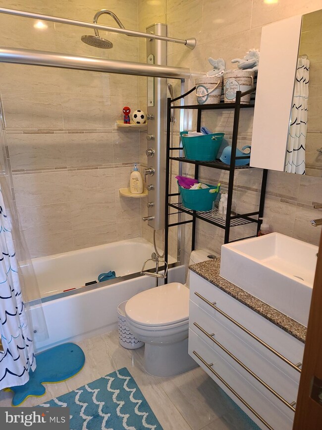 737 Twin Rivers Dr N, East Windsor, NJ 08520 - photo 4