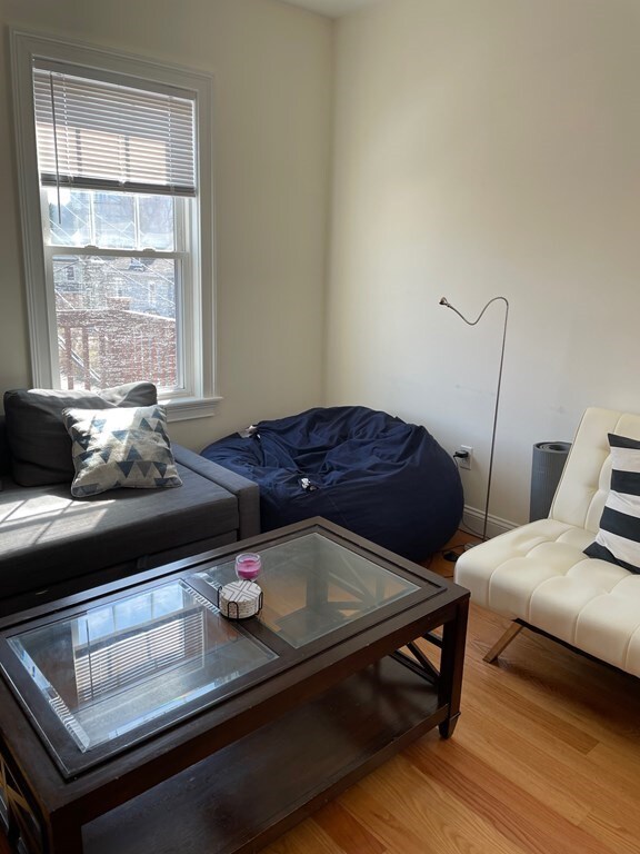 113 Murdock St unit 3, Brighton, MA 02135 - photo 3