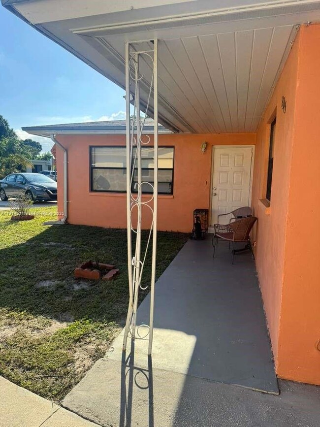 2345 NW 28th St unit 2, Oakland Park, FL 33311 - photo 6