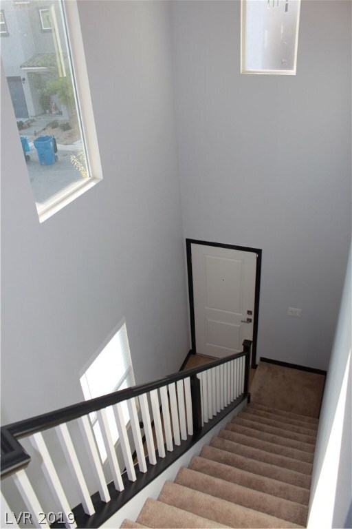 Foyer 3 (Upstairs)