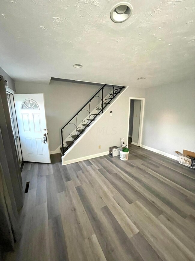 4826 Folger Dr, Columbus, OH 43227 - photo 4