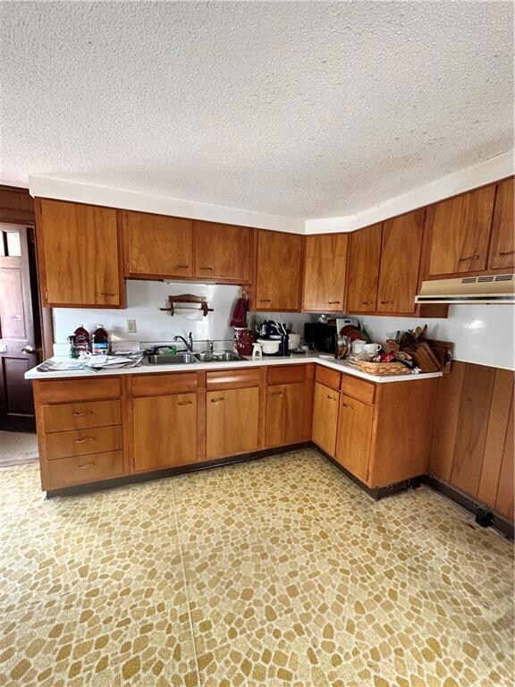 152 Railroad Ave, Harrisville, RI 02830 - photo 2