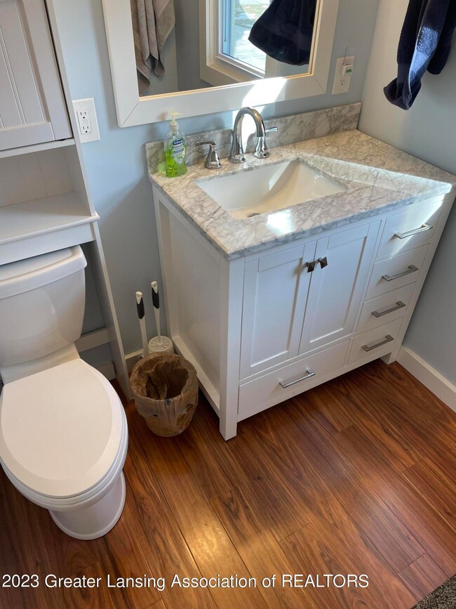 2317 Harding Ave, Lansing, MI 48910 - photo 7