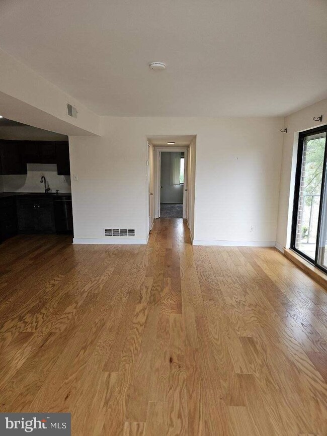 854B Putnam Blvd unit 66B, Nether Providence Township, PA 19086 - photo 3