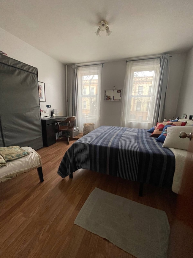 4125 52nd St, Flushing, NY 11377 - photo 7