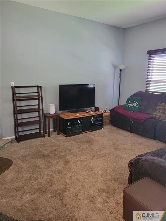 7 Jeanette Ct, Jamesburg, NJ 08831 - photo 6