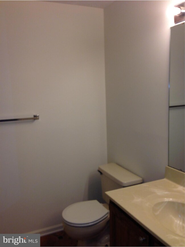 2112 Commissary Cir, Odenton, MD 21113 - photo 6