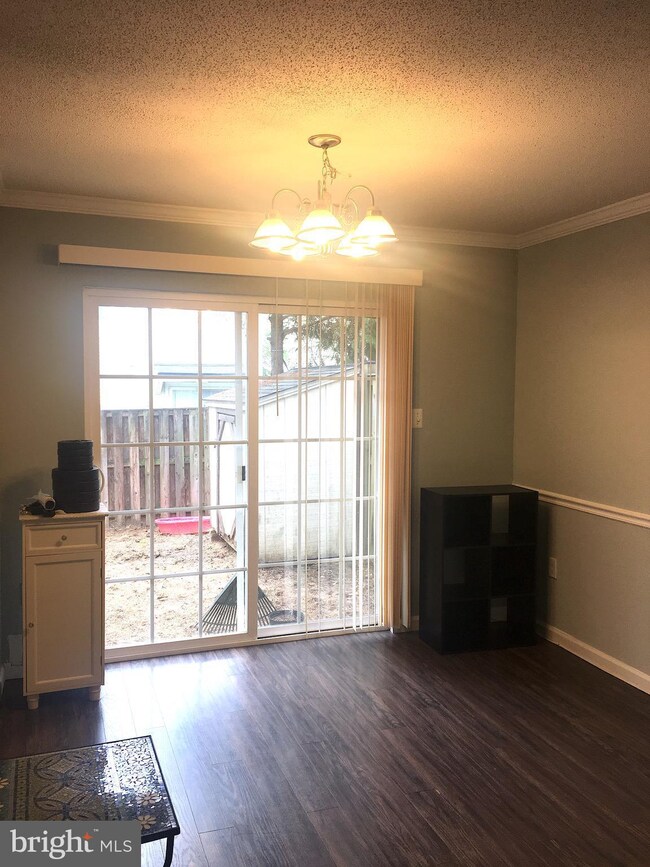 29 Stoney Point Ct, Germantown, MD 20876 - photo 6