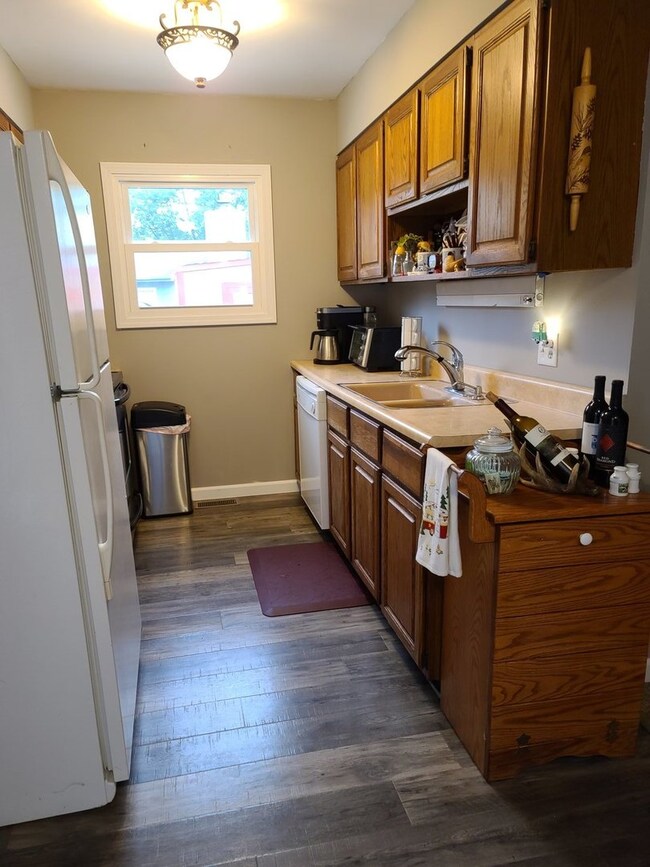 3849 192nd St, Homewood, IL 60430 - photo 6