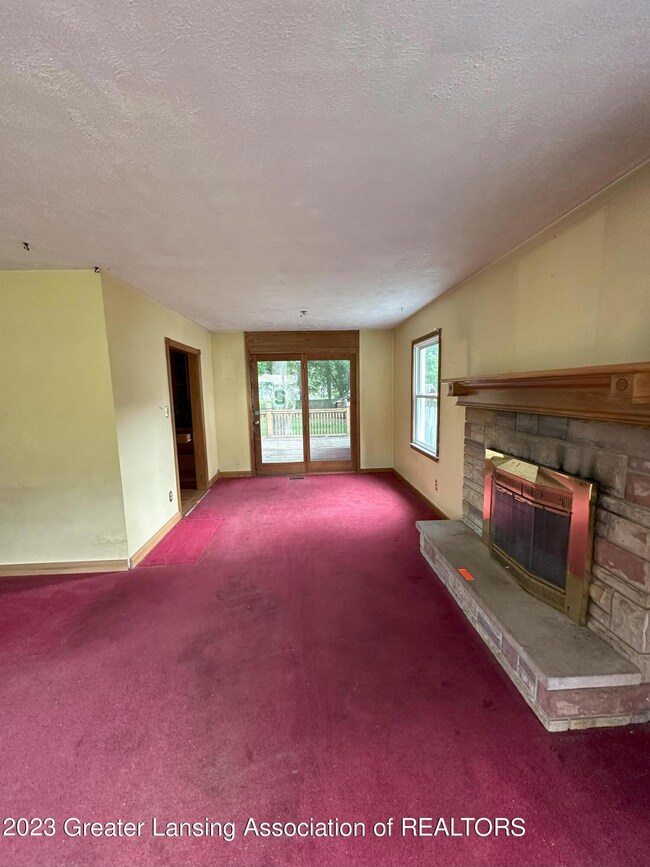 811 dining room