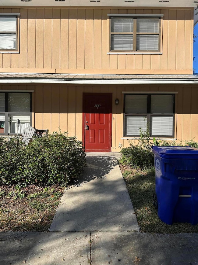 954 Louisiana Ave, Sebastian, FL 32958 - photo 2