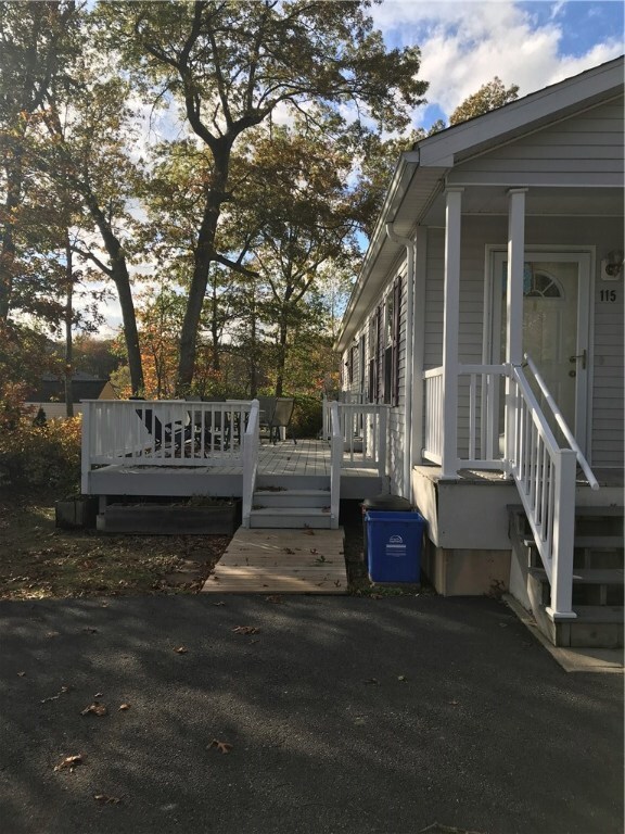 115 Lark Ln, Tiverton, RI 02878 - photo 4