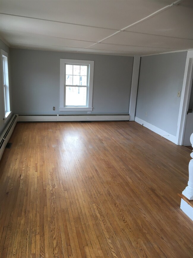 62 Tanner St, Concord, NH 03303 - photo 5