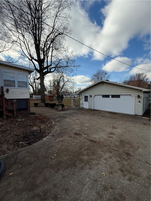 113 Benton Dr, Decatur, IL 62526 - photo 4