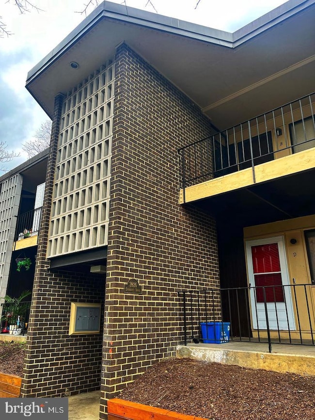 3926 Stone Gate Dr unit C, Suitland, MD 20746 - photo 3