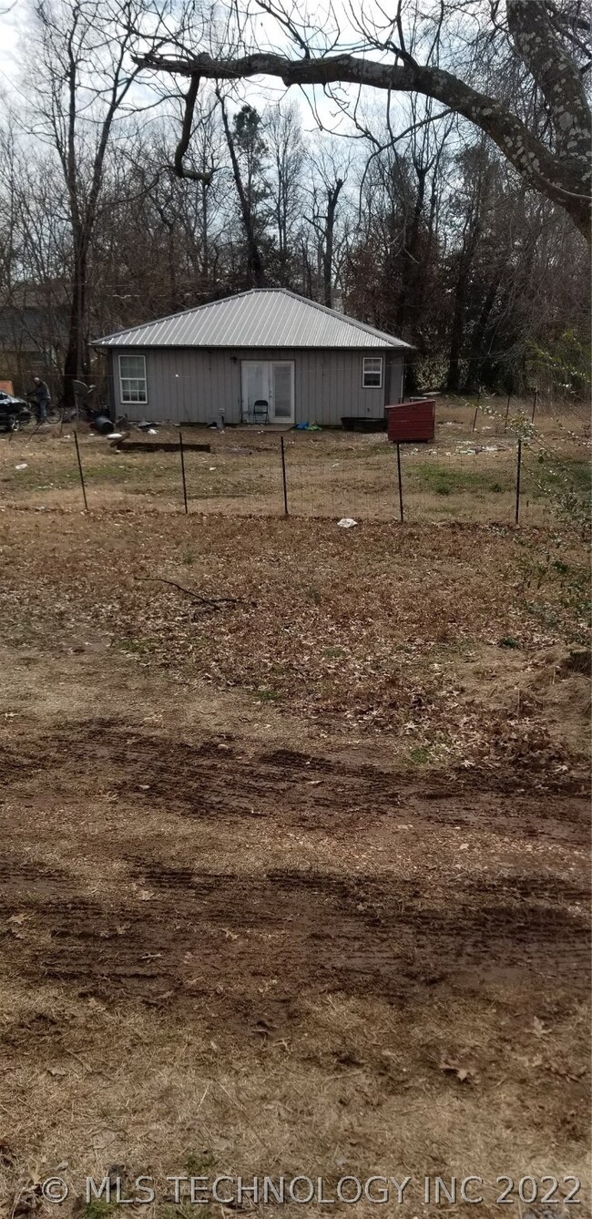 AUCTION! AUCTION! AUCTION! VACANT LAND ONLY!