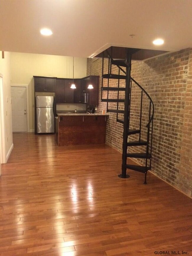 23 N Pearl St unit 4B, Albany, NY 12207 - photo 5