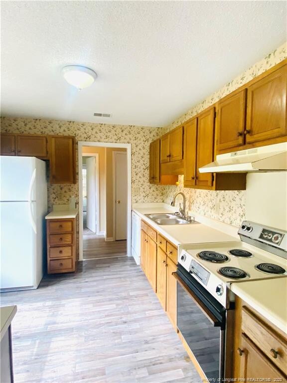 4624 Pine Needle Ct, Fayetteville, NC 28314 - photo 7