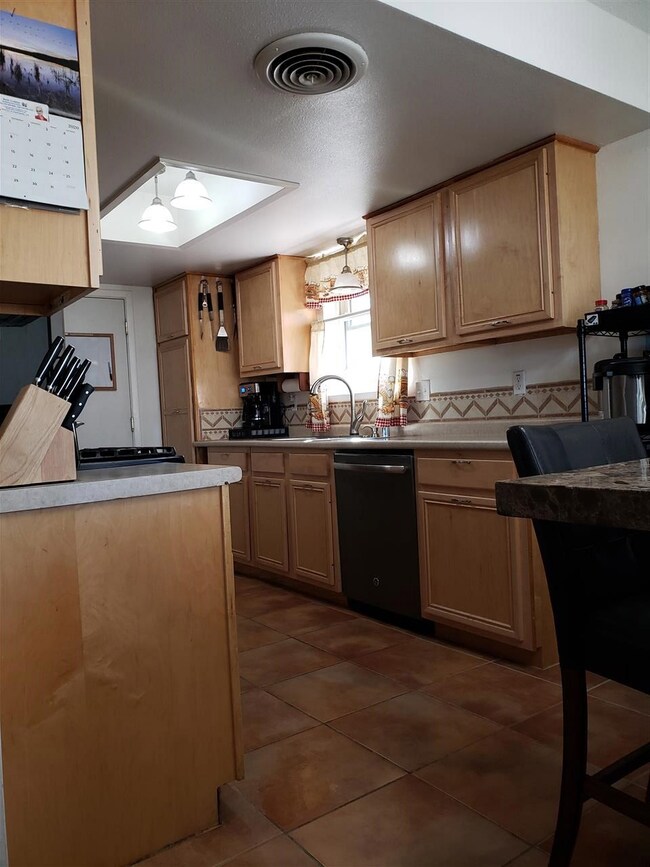 1223 Comanche Trail, Alamogordo, NM 88310 - photo 5
