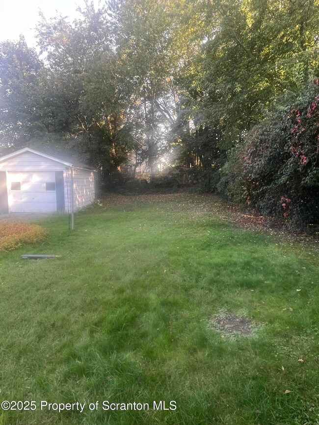 108 3rd St, Olyphant, PA 18447 - photo 5