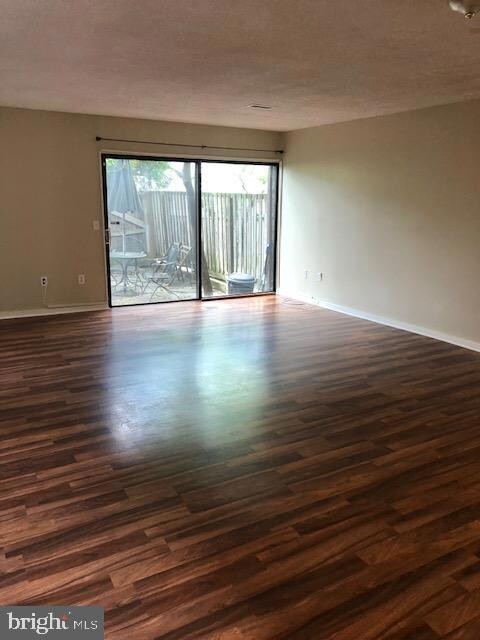 2307 Bayleaf Ct, Baltimore, MD 21209 - photo 3