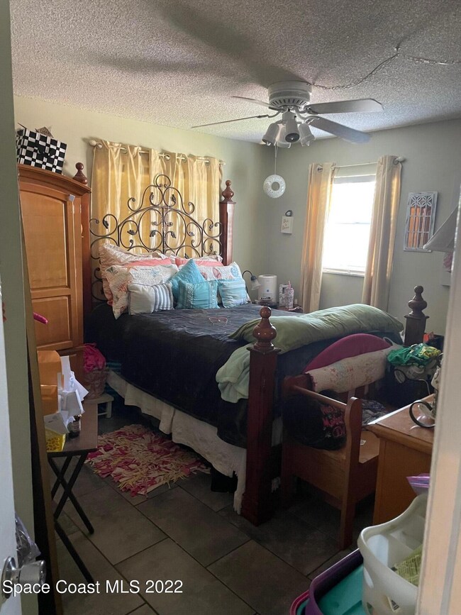 Bedroom-741