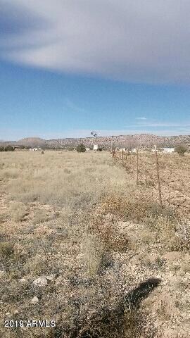 400 W Ahonen Rd unit 10, Paulden, AZ 86334 - photo 7