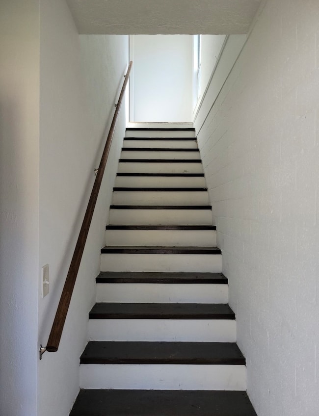 6918 Irvington Blvd unit B, Houston, TX 77022 - photo 2