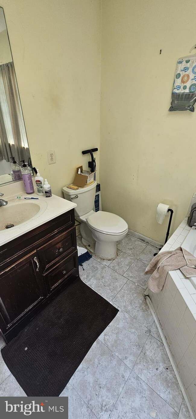 14925 Dennington Dr, Bowie, MD 20721 - photo 4