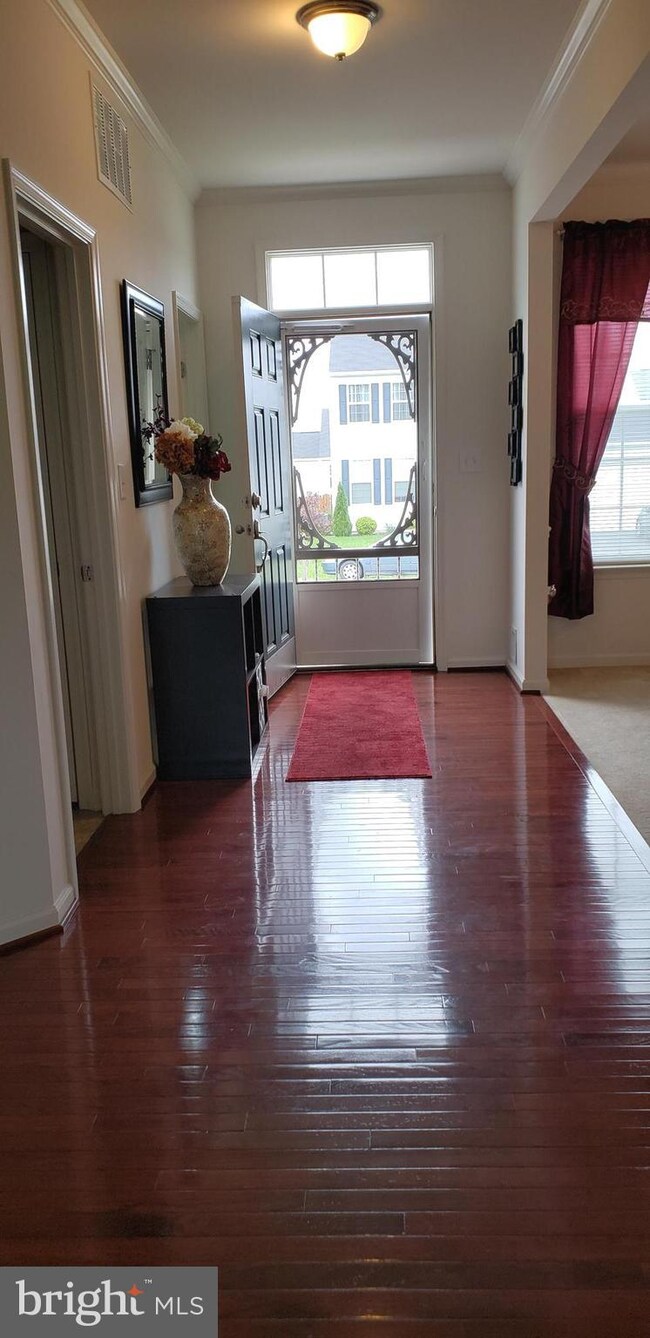 118 Bugatti Ct, Inwood, WV 25428 - photo 2