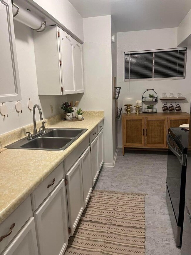 2405 Harvard Ave, Alamogordo, NM 88310 - photo 5