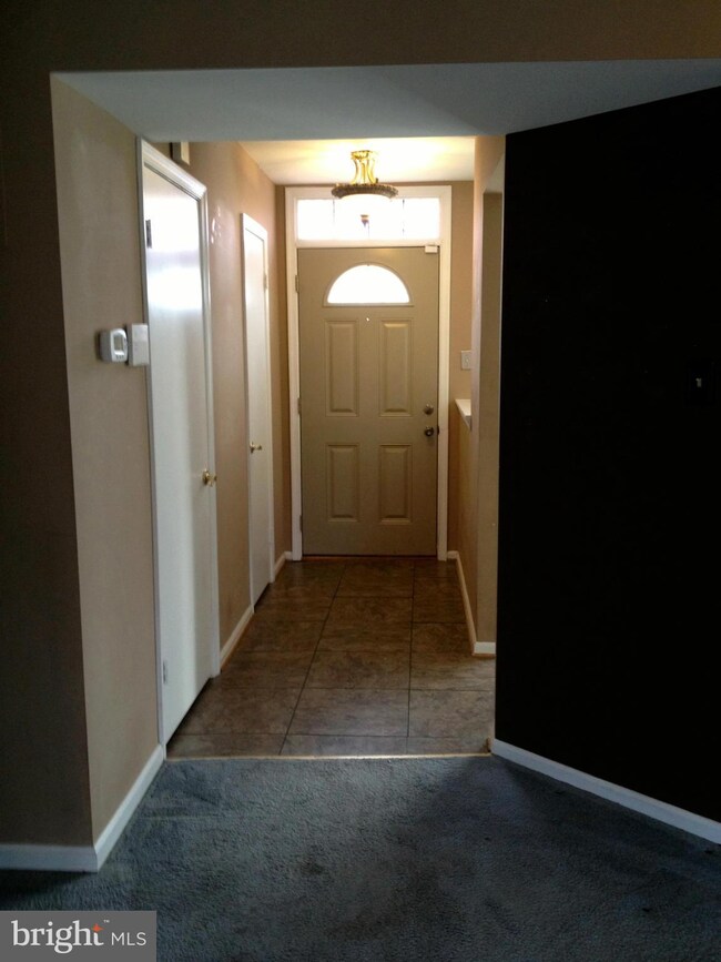 14023 Oakpointe Dr, Laurel, MD 20707 - photo 4