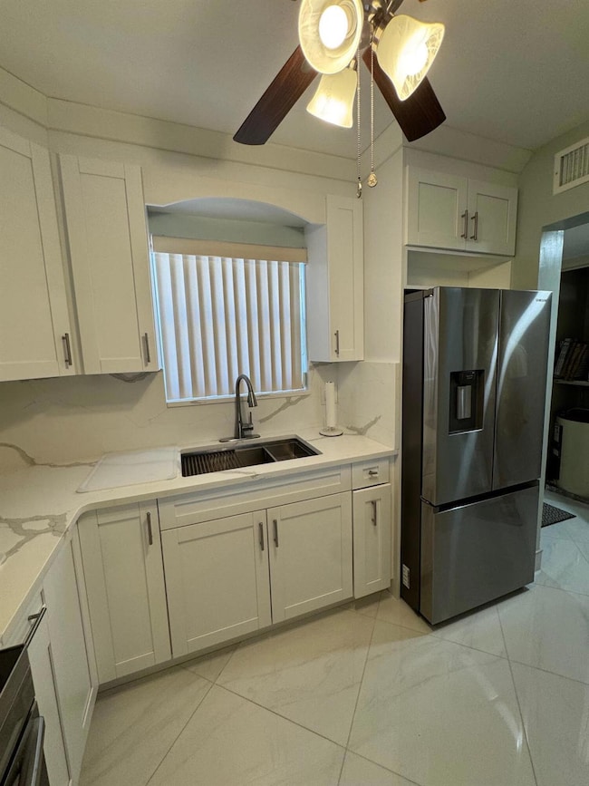 721 Lori Dr unit 210, Palm Springs, FL 33461 - photo 7