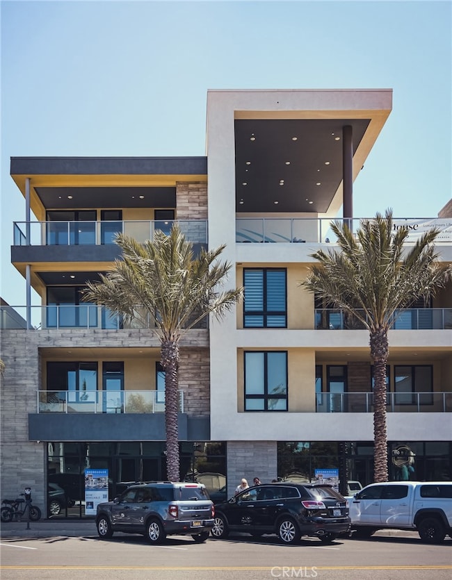 414 Main St unit 330, Huntington Beach, CA 92648 - photo 2