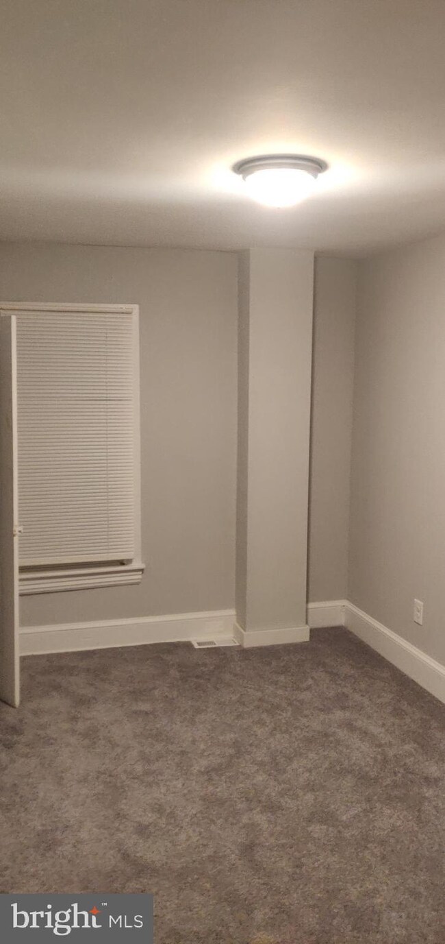 106 W Center St, Clayton, NJ 08312 - photo 4