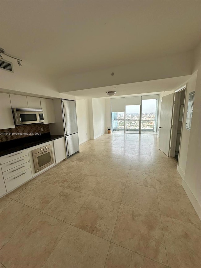 Mint at Riverfront unit 3909, Miami, FL 33130 - photo 2