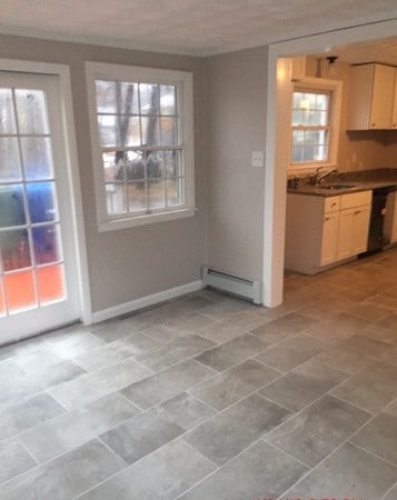 16 Rustic Dr, Leominster, MA 01453 - photo 5