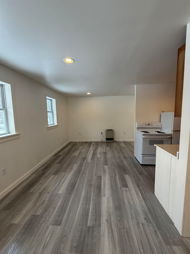 722 Vermont 30, Townshend, VT 05353 - photo 3