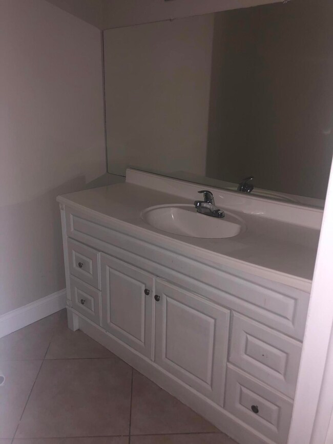 1750 NW 15th Vista unit 2, Boca Raton, FL 33432 - photo 6