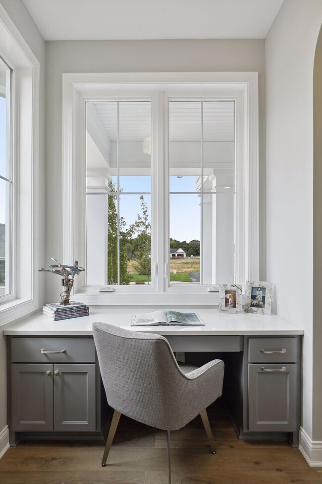 85 Spring Farm Ln, North Oaks, MN 55127 - photo 4