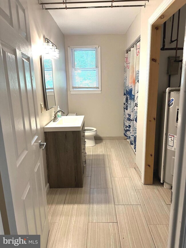 4291 Axe Handle Rd unit 2, Quakertown, PA 18951 - photo 5