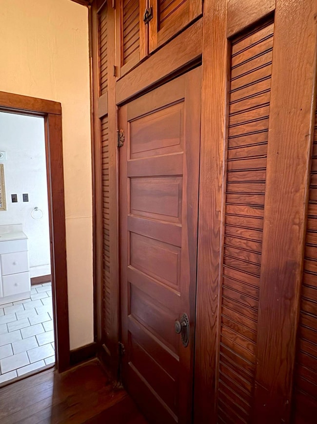 214 S Washington St, Geff, IL 62842 - photo 7