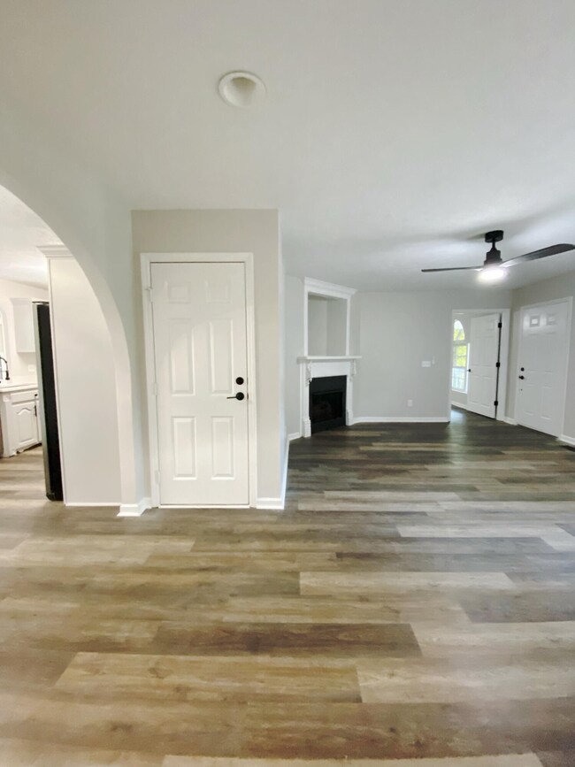 211 Dogwood Ln, Tunnel Hill, GA 30755 - photo 6