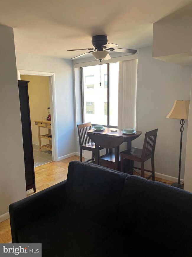 The Monroe House Condos unit 910, Washington, DC 20006 - photo 6