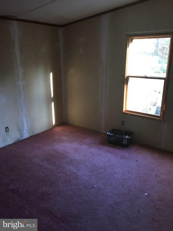 451 7th St, Slatington, PA 18080 - photo 4