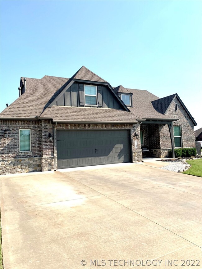 2700 W Little Rock St, Broken Arrow, OK 74011 - photo 2