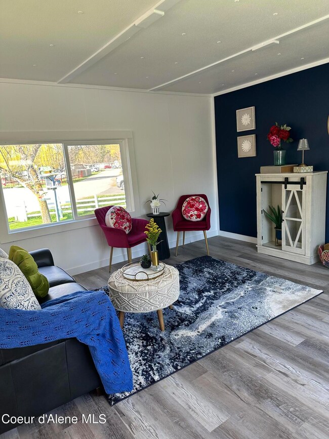 8201 W Bordon Ct, Rathdrum, ID 83858 - photo 3