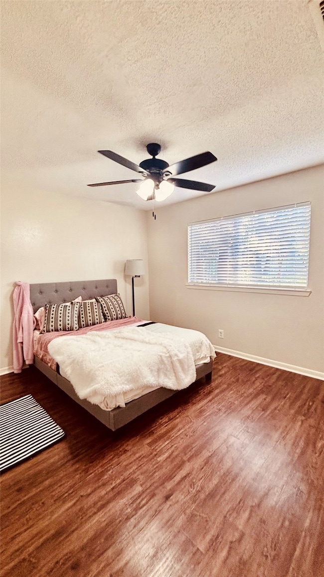 220 Any Way St, Lake Jackson, TX 77566 - photo 7