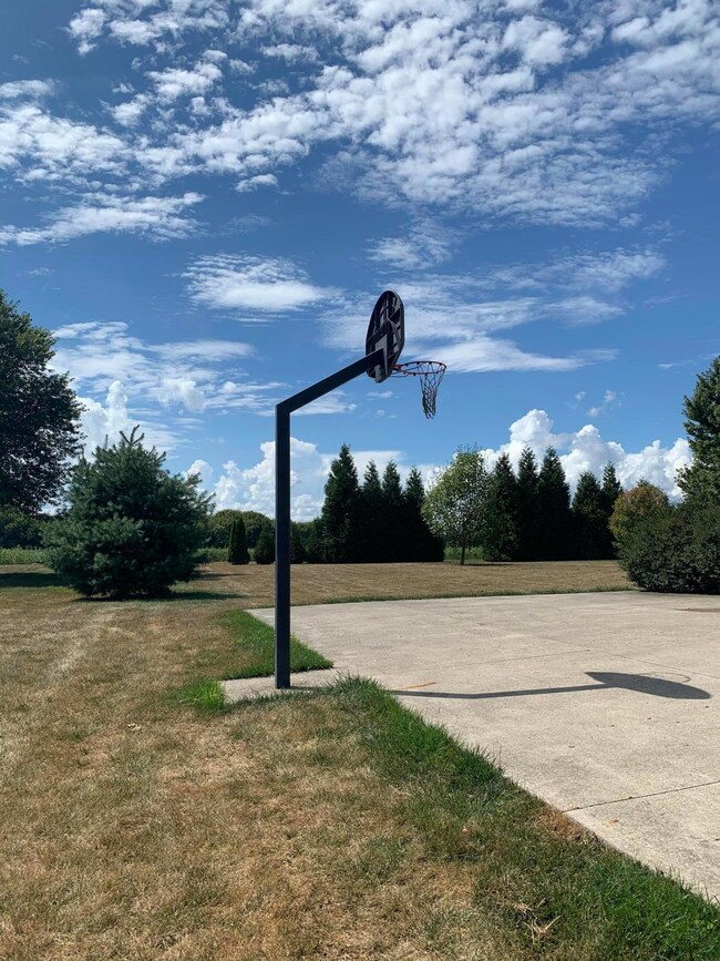 16935 Cromley Rd, Ashville, OH 43103 - photo 5